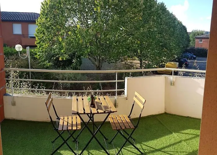 Residence Avec Parking Et Piscine - Proche Airport